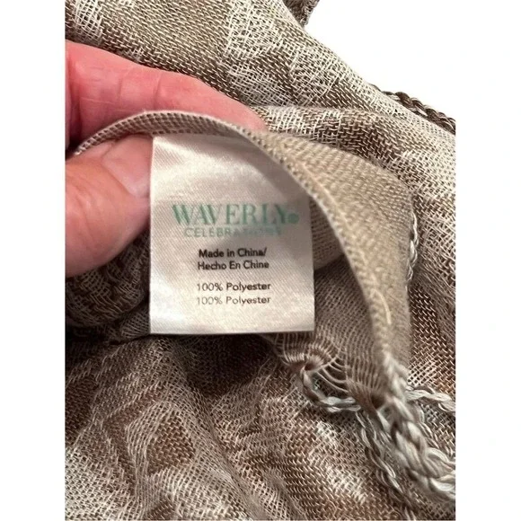 Waverly Women's Beige Floral Rectangle Scarf Shawl Wrap Fringe paisley oversized - Picture 7 of 9